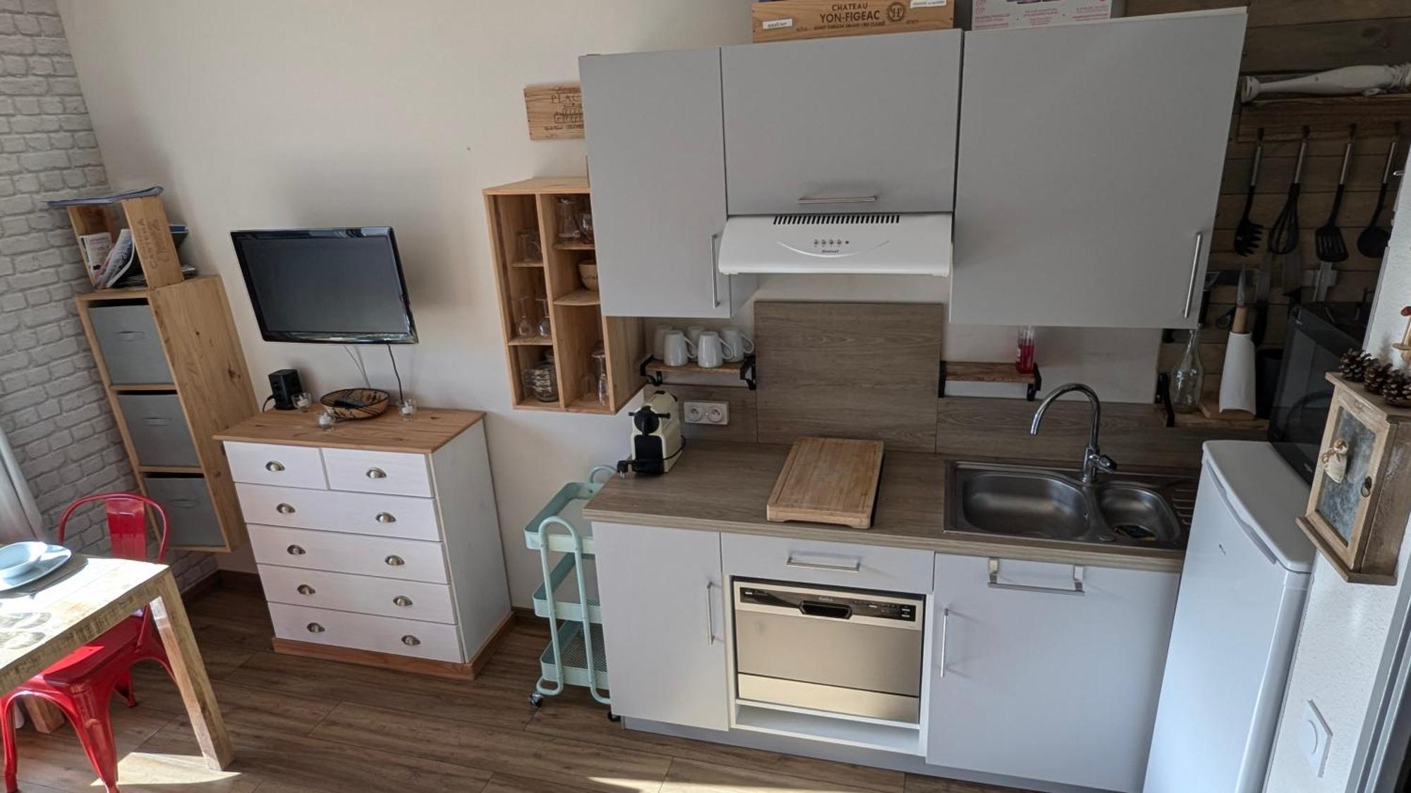 Studio Loubat Pyrenee, Menage Inclus อเรตต์ ภายนอก รูปภาพ